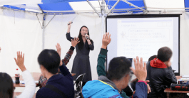 授業スタイル(出前授業 / 企業訪問)